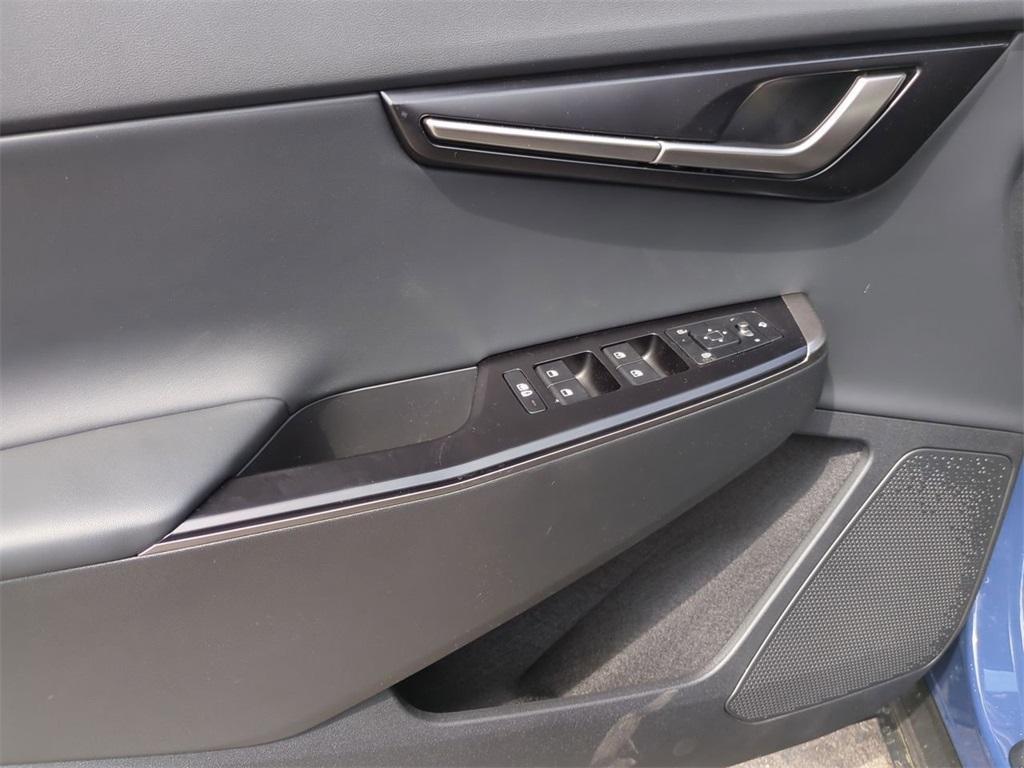 new 2025 Kia EV6 car, priced at $44,880