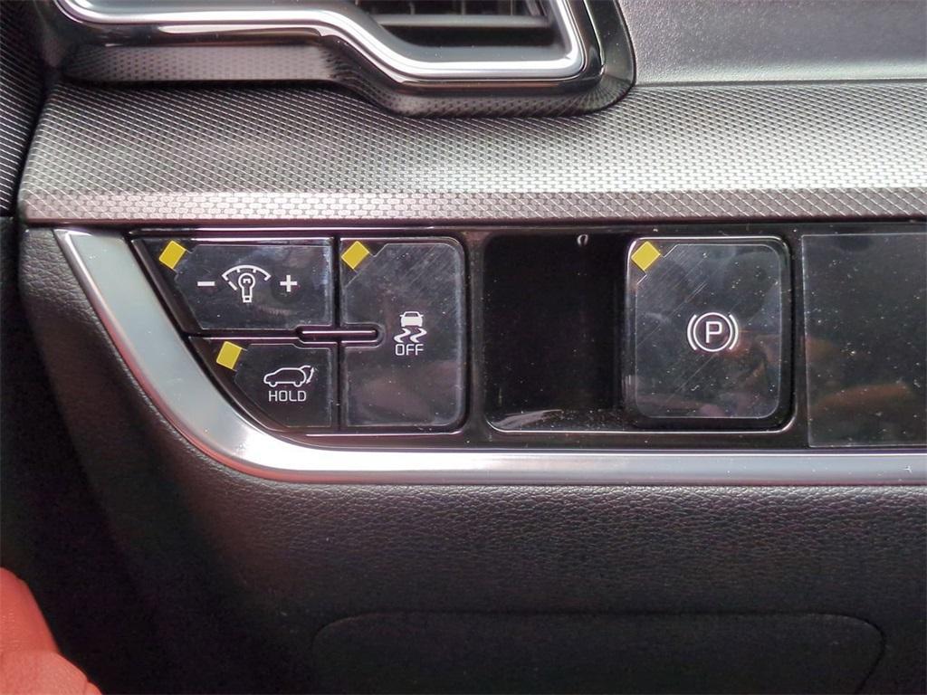 new 2025 Kia Sportage car, priced at $34,955