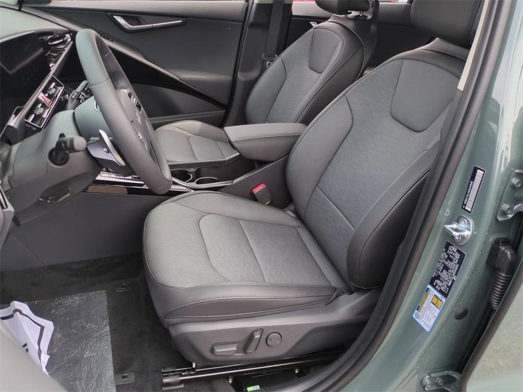 new 2025 Kia Niro EV car, priced at $37,670