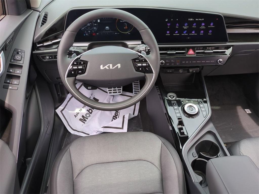 new 2025 Kia Niro EV car, priced at $37,670