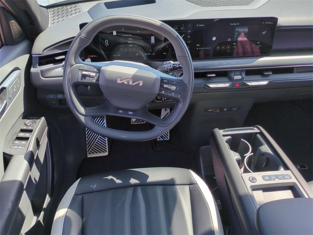 new 2026 Kia EV9 car, priced at $67,910