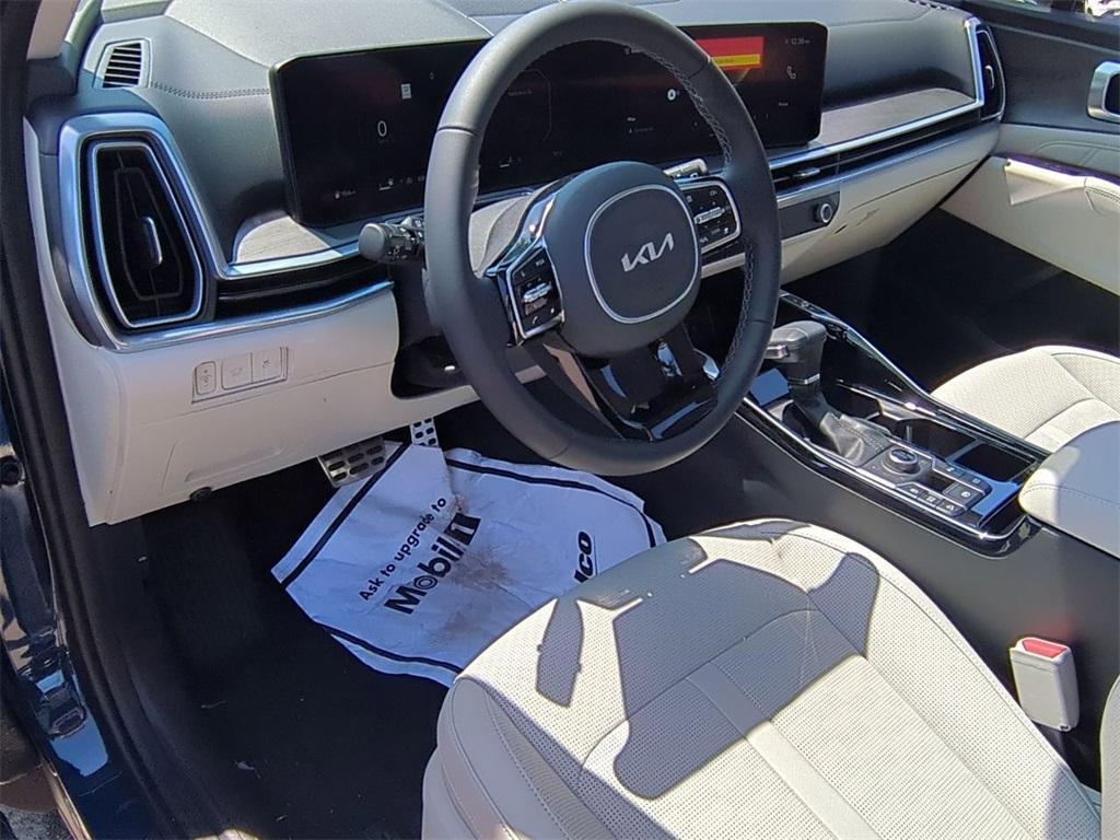 new 2025 Kia Sorento car, priced at $43,125