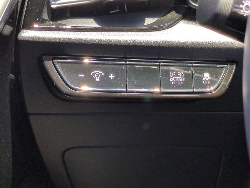 used 2024 Kia Niro car, priced at $24,990