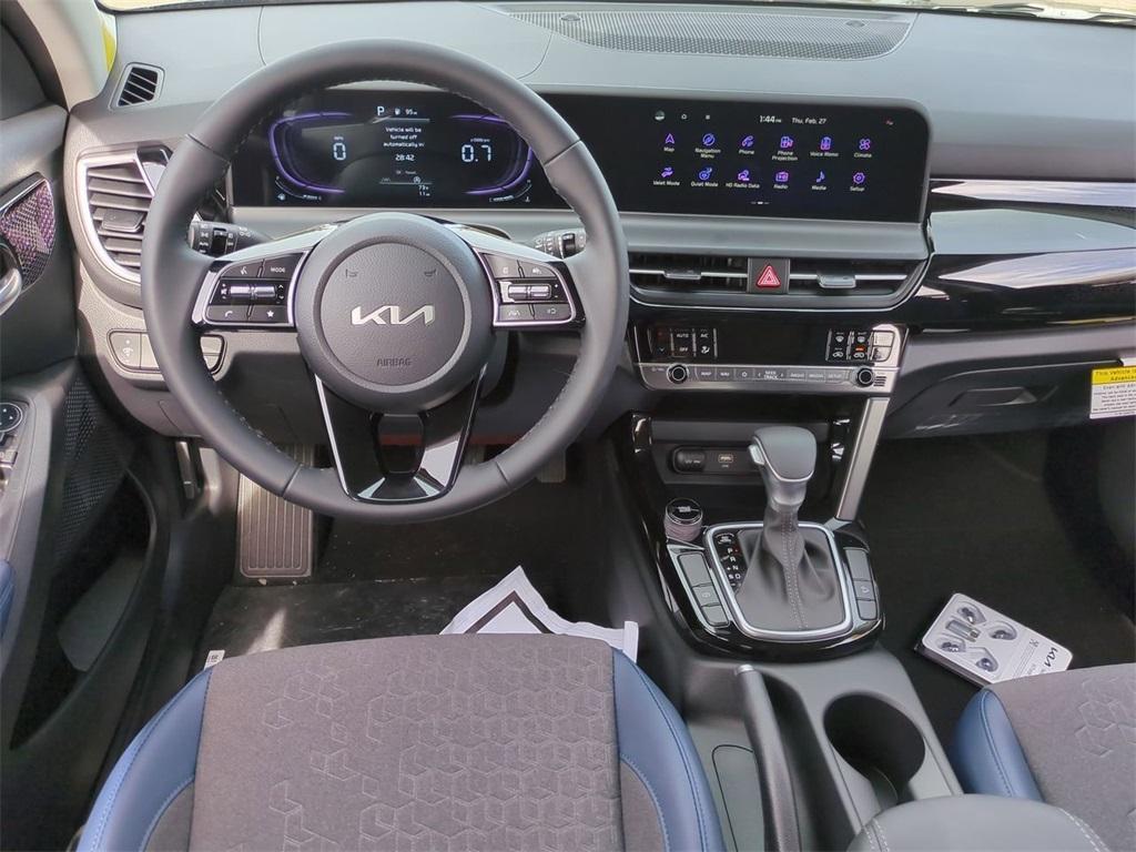 new 2025 Kia Seltos car, priced at $26,420