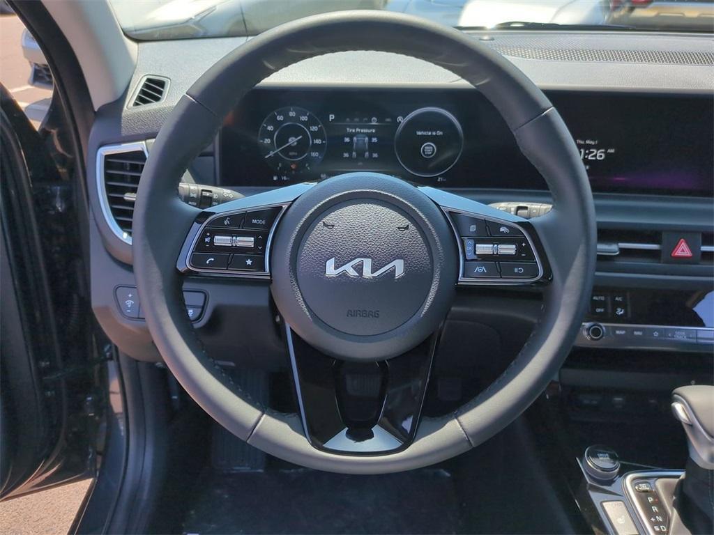new 2025 Kia Seltos car, priced at $26,525