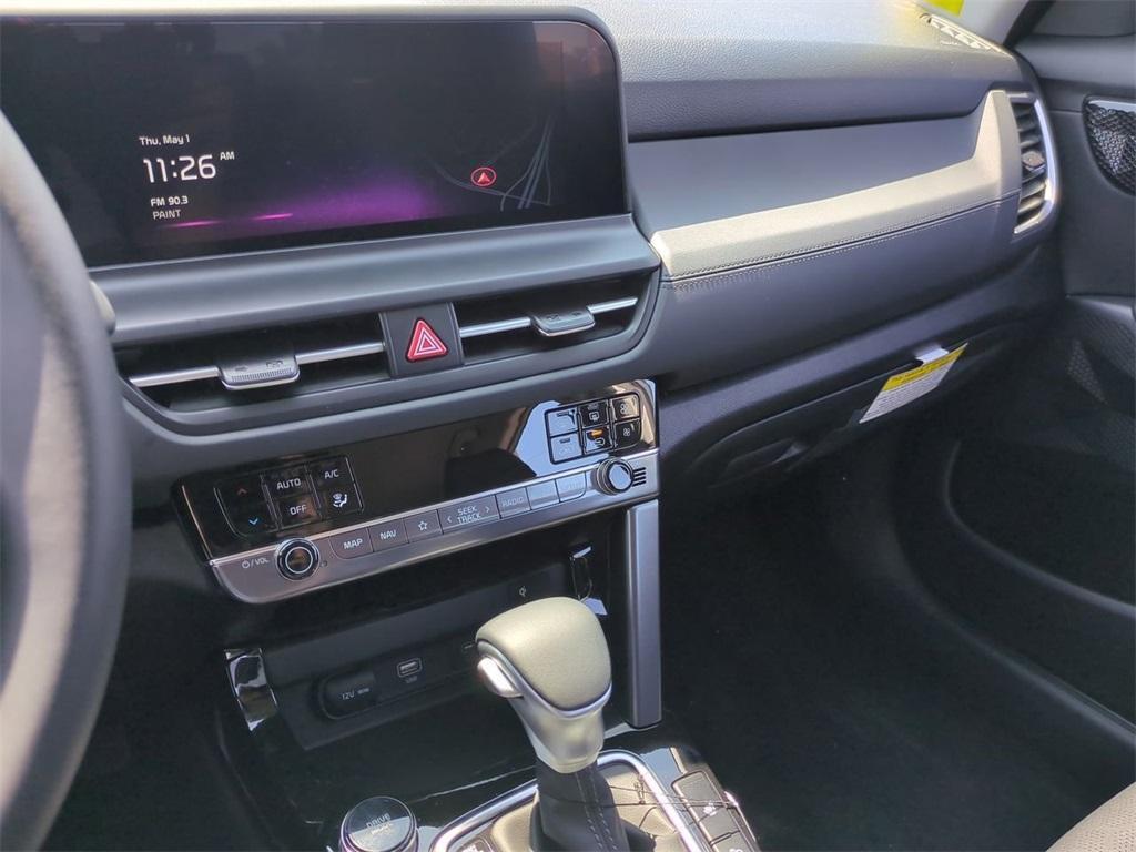 new 2025 Kia Seltos car, priced at $26,525