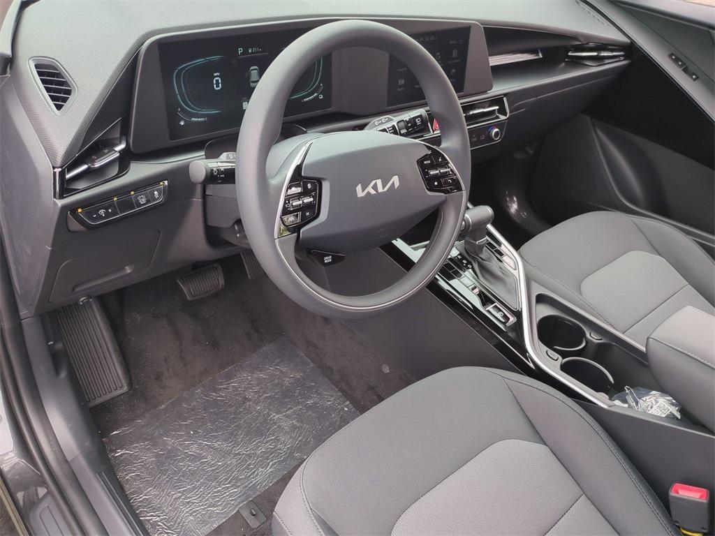 new 2025 Kia Niro car, priced at $25,760