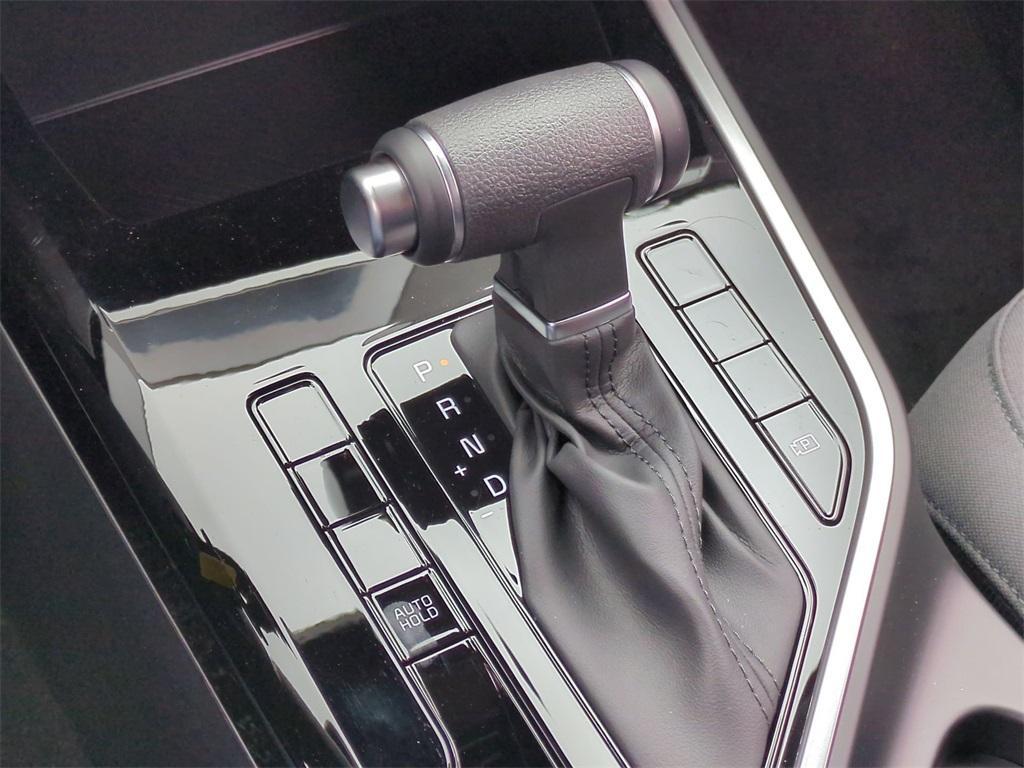 new 2025 Kia Niro car, priced at $25,760