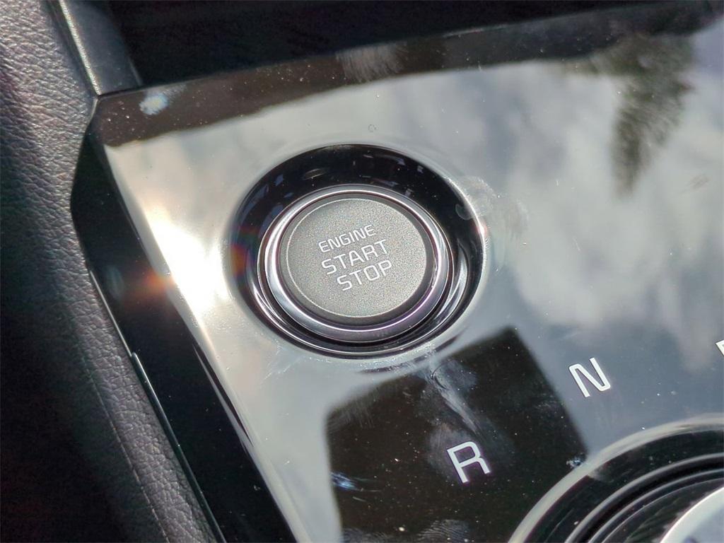 new 2025 Kia Sportage Hybrid car, priced at $33,510