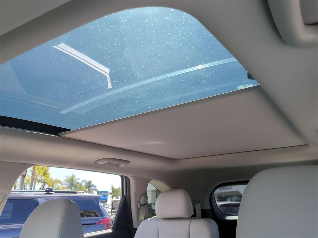 new 2025 Kia Sorento car, priced at $38,585