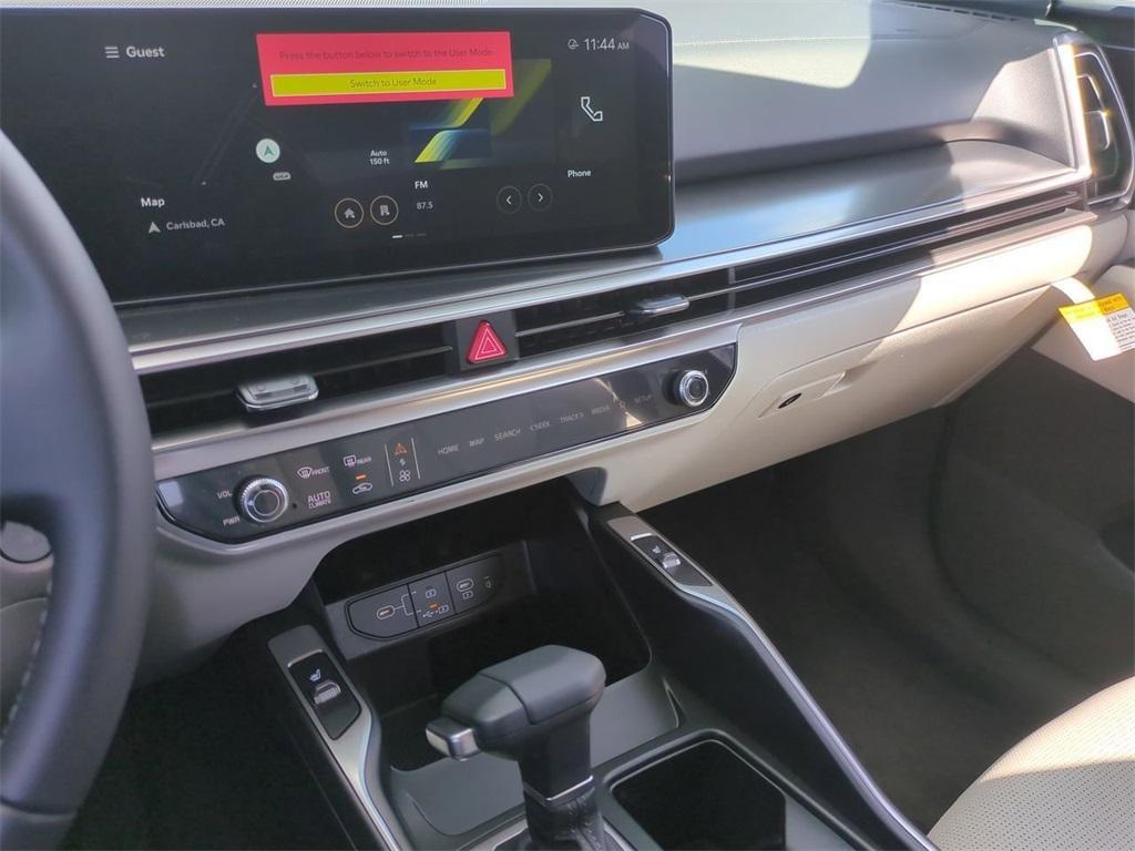 new 2025 Kia Sorento car, priced at $38,585