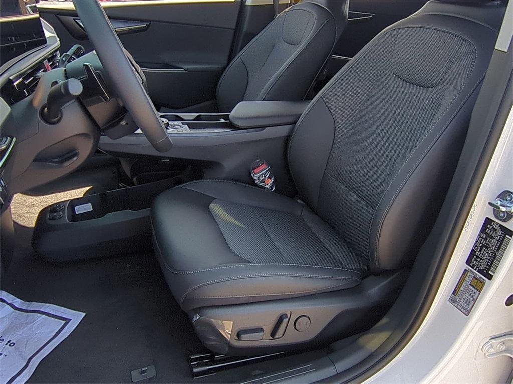 new 2025 Kia EV6 car, priced at $41,585