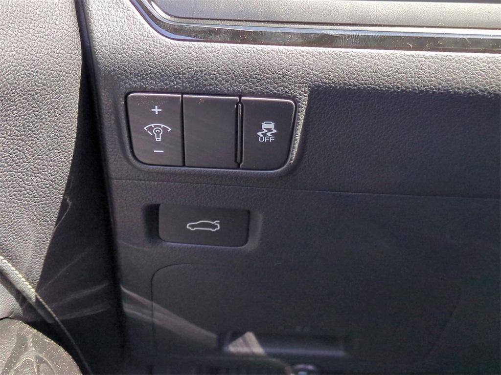 new 2025 Kia K5 car, priced at $29,045