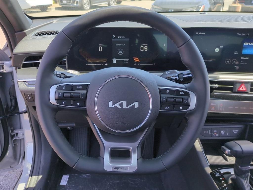 new 2025 Kia K5 car, priced at $29,045