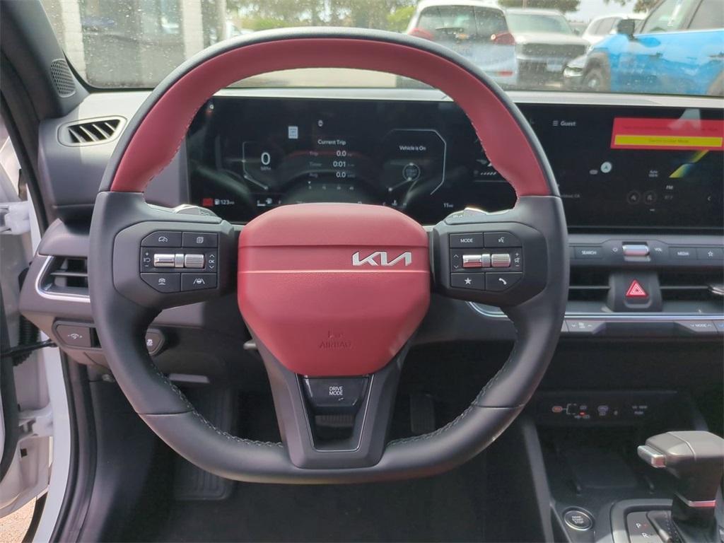 new 2025 Kia K4 car, priced at $28,055