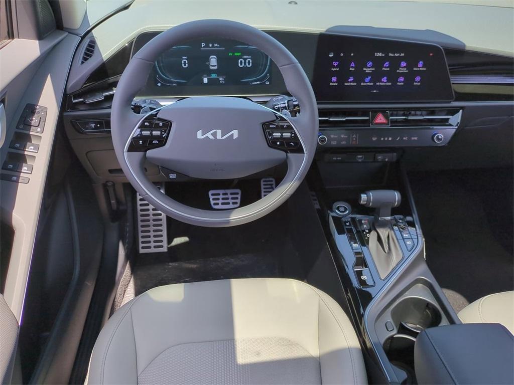new 2025 Kia Niro car, priced at $30,760