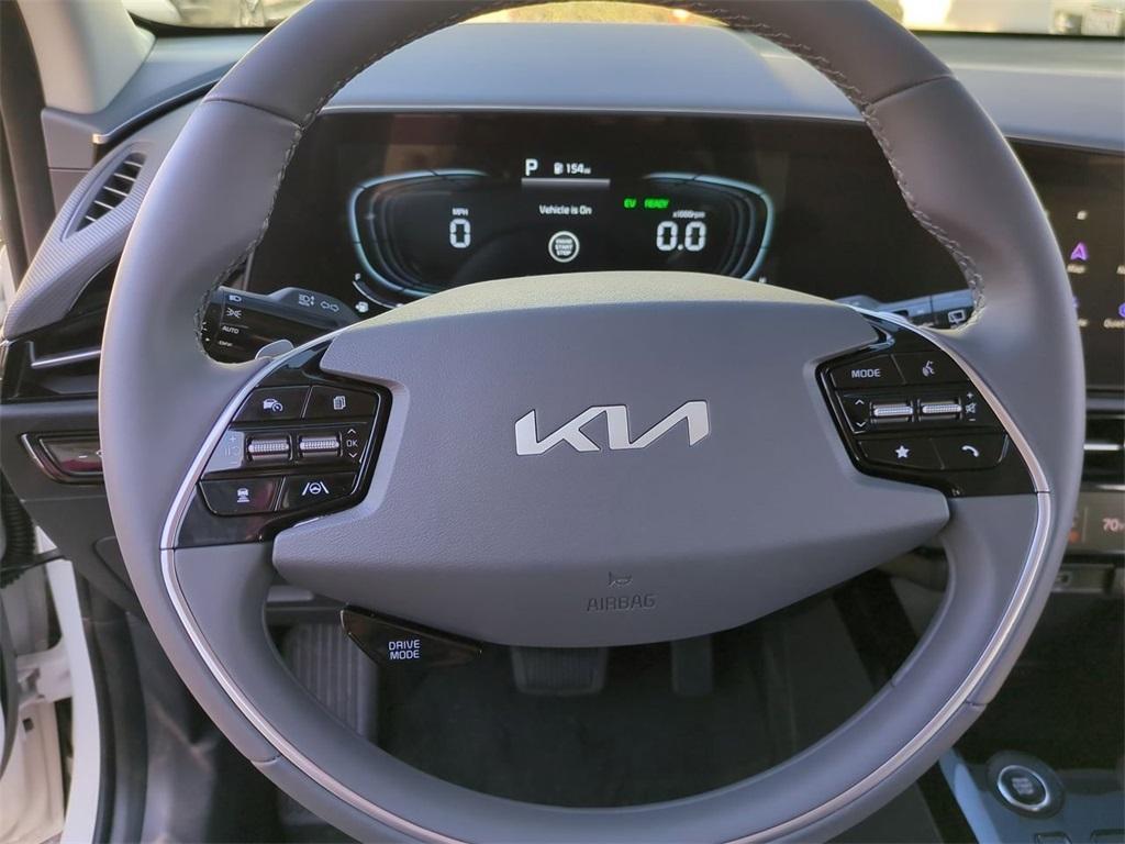 new 2025 Kia Niro car, priced at $31,735