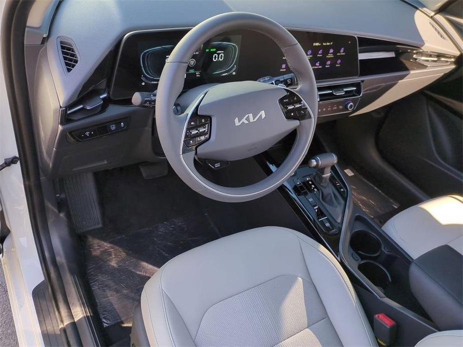 new 2025 Kia Niro car, priced at $31,735