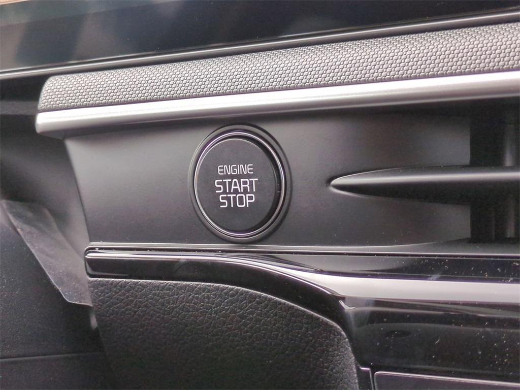 new 2025 Kia K5 car, priced at $27,550