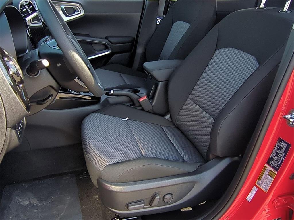 new 2025 Kia Soul car, priced at $23,615