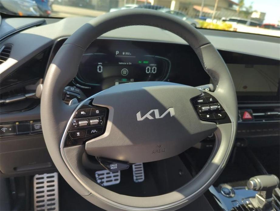 new 2024 Kia Niro car, priced at $32,915