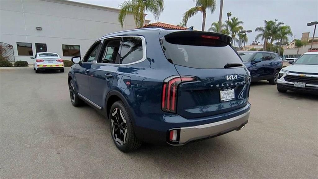 new 2025 Kia Telluride car, priced at $44,285