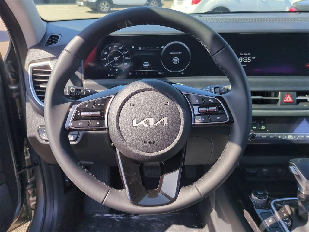 new 2025 Kia Seltos car, priced at $27,325