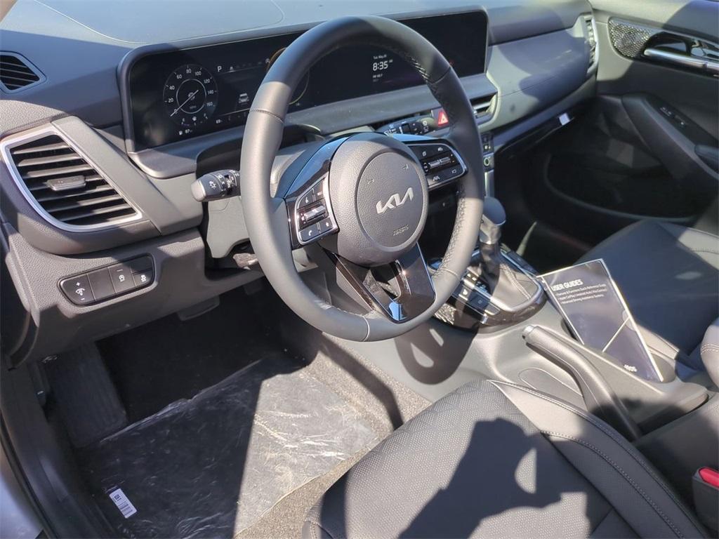 new 2025 Kia Seltos car, priced at $27,325