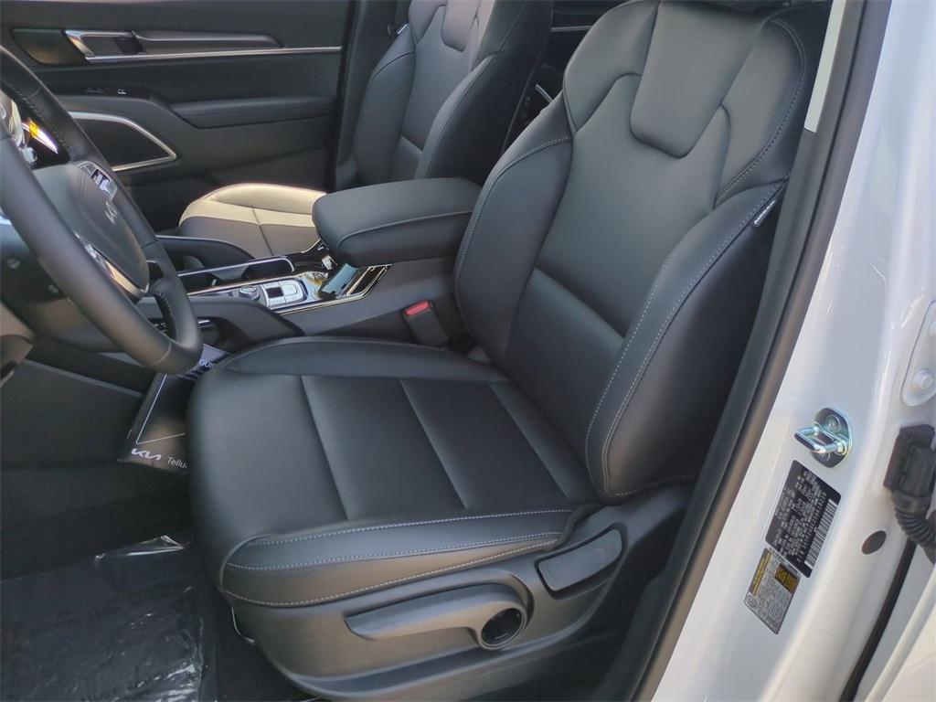 new 2025 Kia Telluride car, priced at $38,380