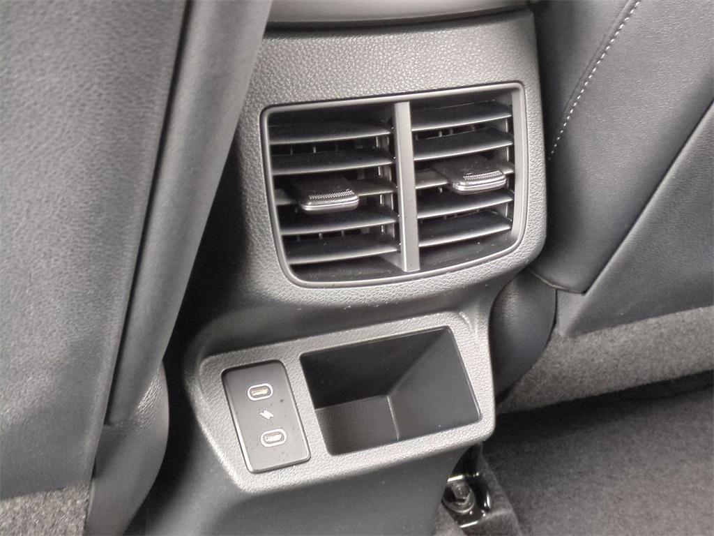 new 2025 Kia Seltos car, priced at $26,025
