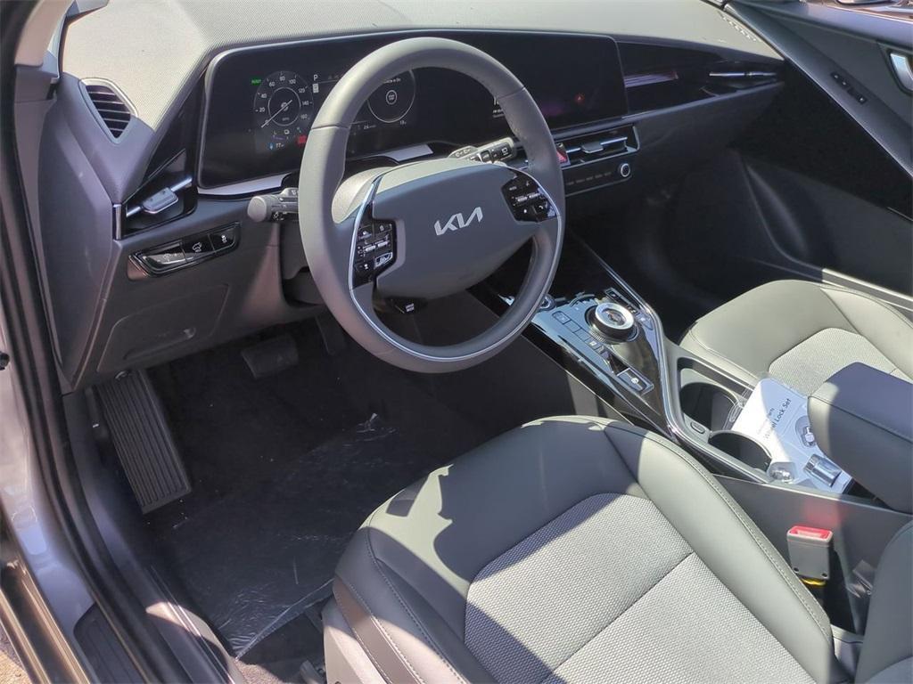 new 2025 Kia Niro EV car, priced at $33,670