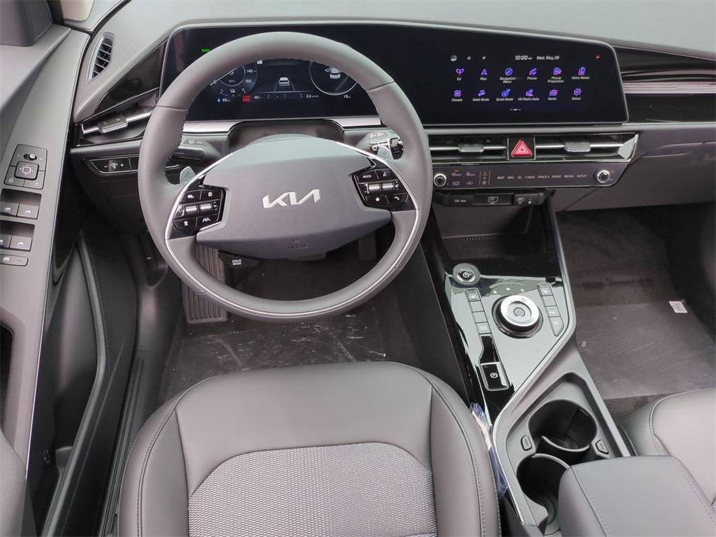 new 2025 Kia Niro EV car, priced at $33,065