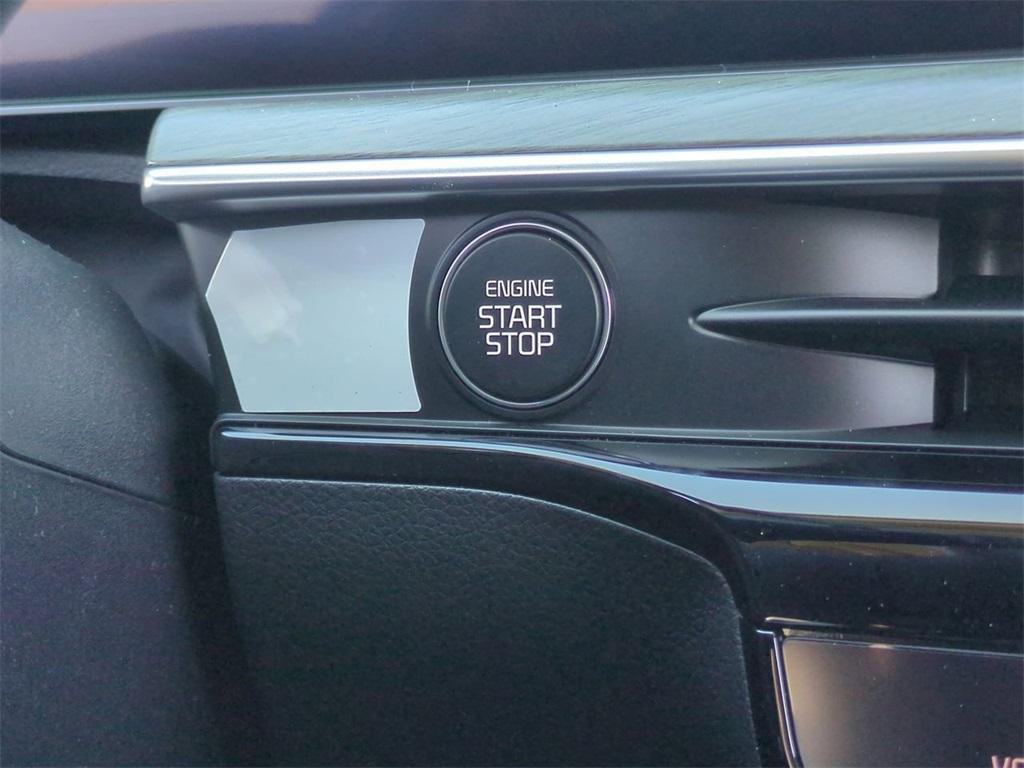 new 2025 Kia K5 car, priced at $35,075