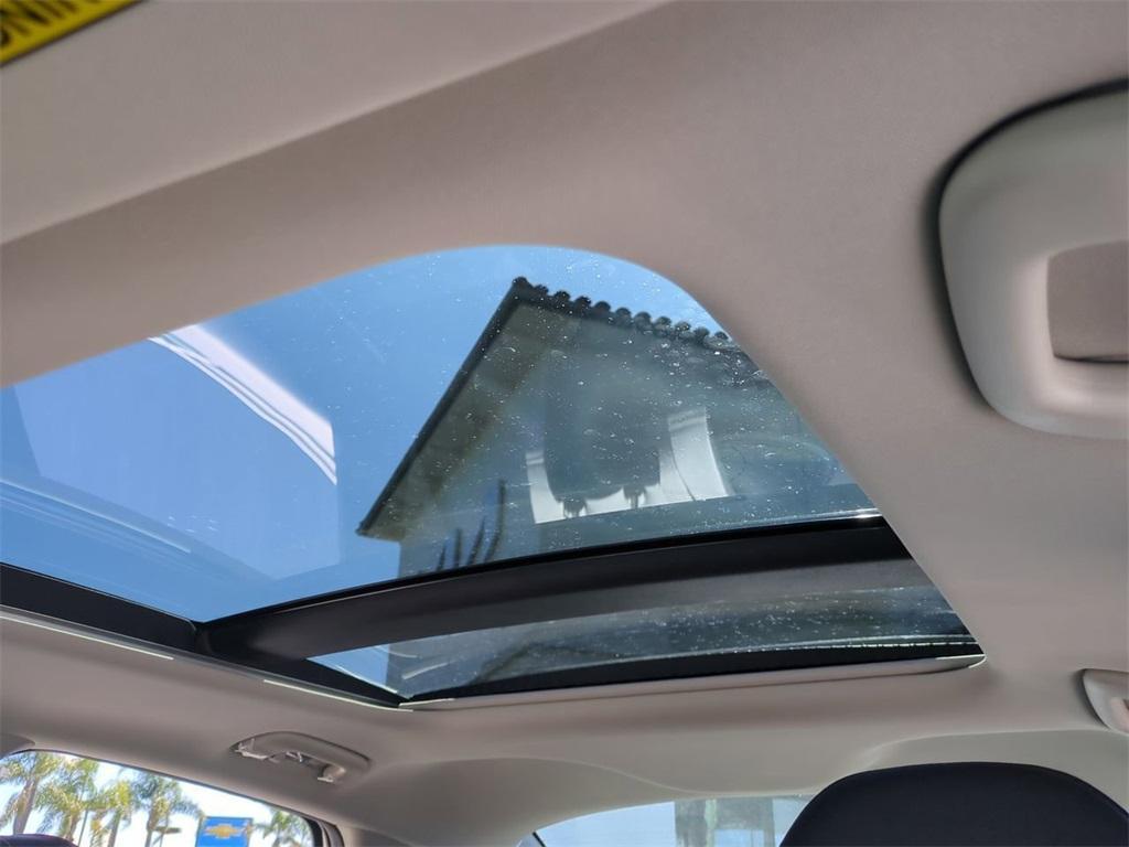 new 2025 Kia K5 car, priced at $35,075