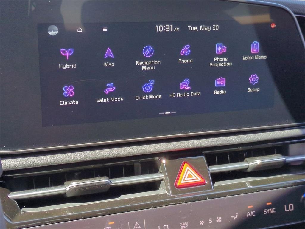 new 2025 Kia Niro car, priced at $30,360
