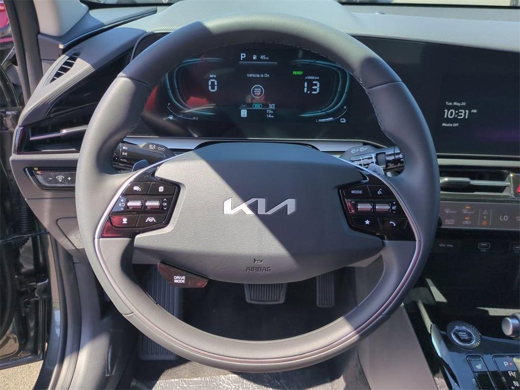new 2025 Kia Niro car, priced at $30,360