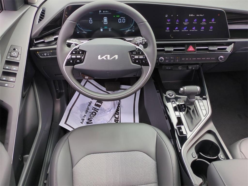 new 2025 Kia Niro car, priced at $30,360