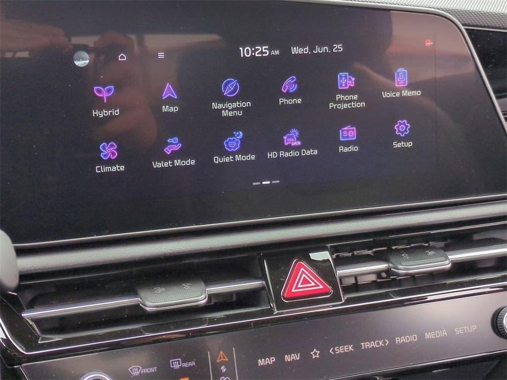 new 2025 Kia Niro car, priced at $30,500