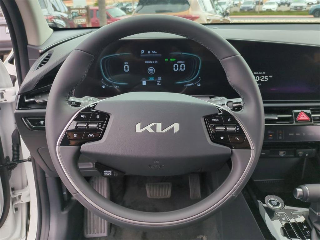 new 2025 Kia Niro car, priced at $30,500