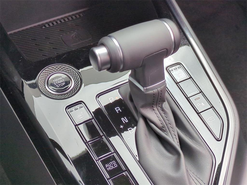 new 2025 Kia Niro car, priced at $30,500