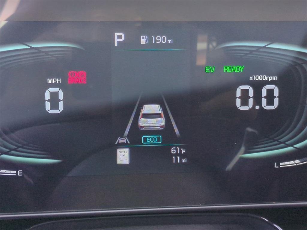 new 2025 Kia Niro Plug-In Hybrid car, priced at $35,555