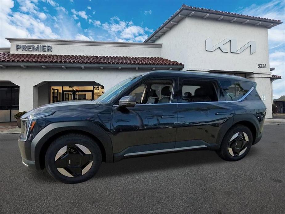 new 2025 Kia EV9 car, priced at $65,620