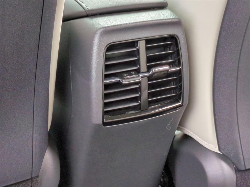 new 2025 Kia Niro car, priced at $30,360