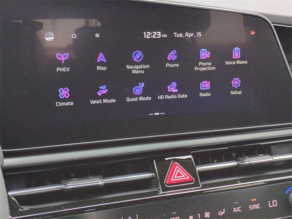 new 2025 Kia Niro Plug-In Hybrid car, priced at $35,555