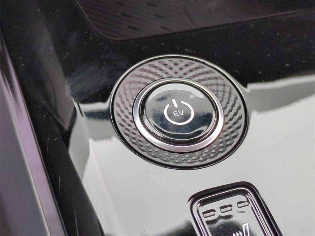 new 2025 Kia Niro EV car, priced at $34,365