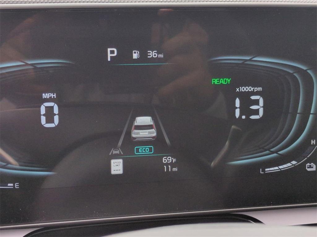 new 2025 Kia Niro car, priced at $32,500