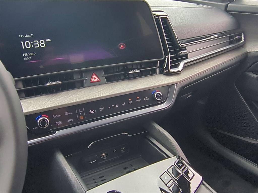 new 2025 Kia Sportage Plug-In Hybrid car, priced at $41,105