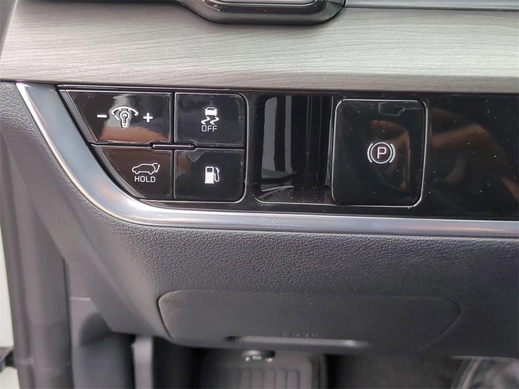 new 2025 Kia Sportage Plug-In Hybrid car, priced at $41,105