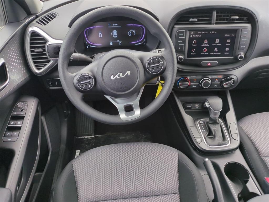 new 2025 Kia Soul car, priced at $21,605