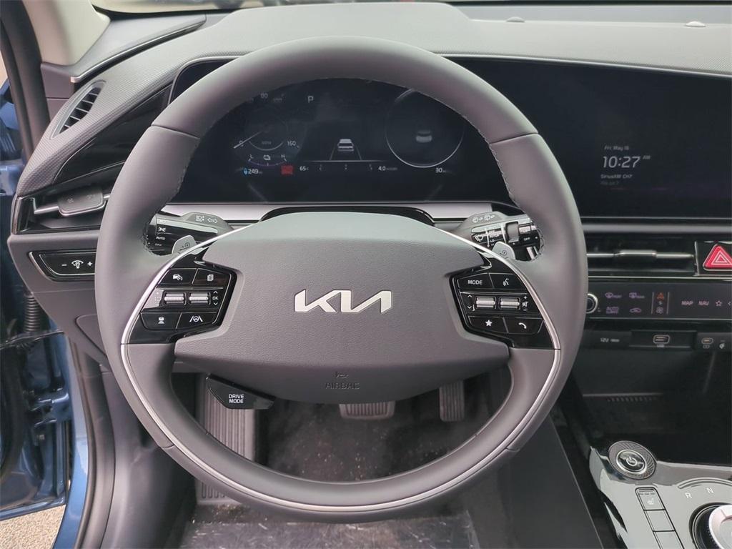 new 2025 Kia Niro EV car, priced at $32,670